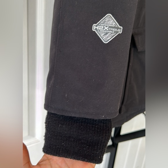 Stormtech Women’s Black Winter Parka (Size Med) - Picture 4 of 8